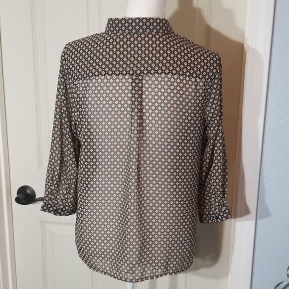 šø3/12$-AmericanāEagle,āFloralĀ ButtonāSemiāSheerāBlouse - Picture 7 of 7